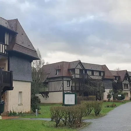 En Rez-de-chaussee - Terrasse & Piscine Chauffee
