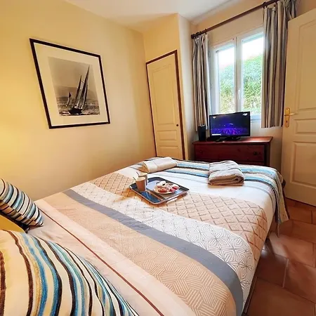 아파트 En Rez-de-chaussee - Terrasse & Piscine Chauffee 도빌